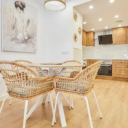 Beferent Plaza San Cristobal Apartment Alicante Bagian luar foto
