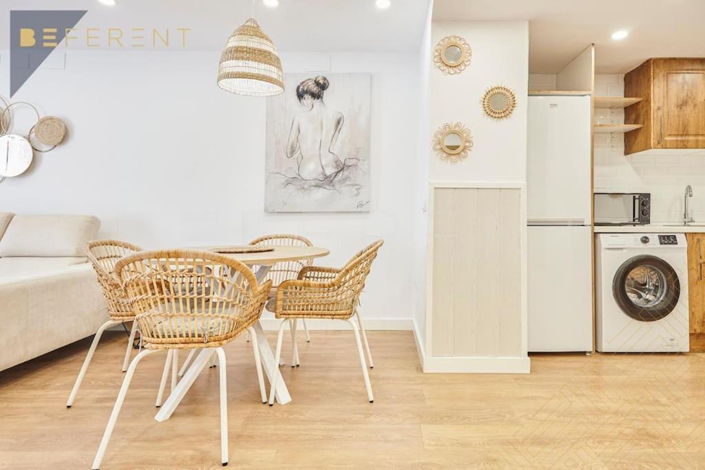 Beferent Plaza San Cristobal Apartment Alicante Bagian luar foto