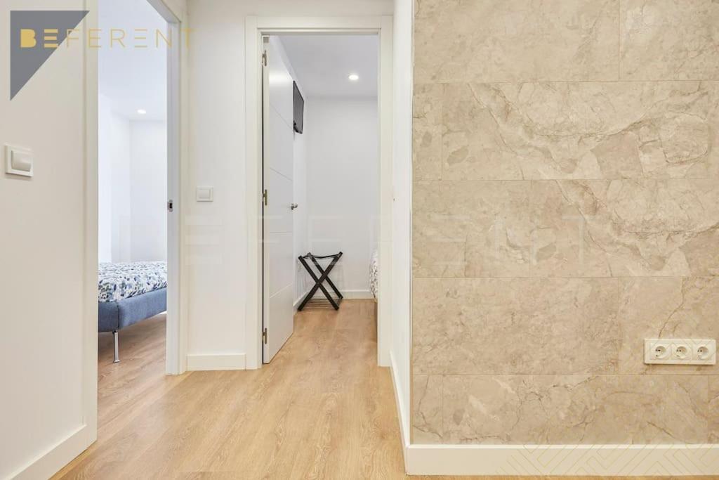 Beferent Plaza San Cristobal Apartment Alicante Bagian luar foto