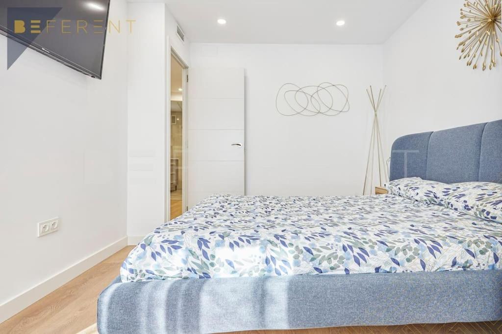 Beferent Plaza San Cristobal Apartment Alicante Bagian luar foto
