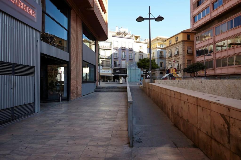 Beferent Plaza San Cristobal Apartment Alicante Bagian luar foto