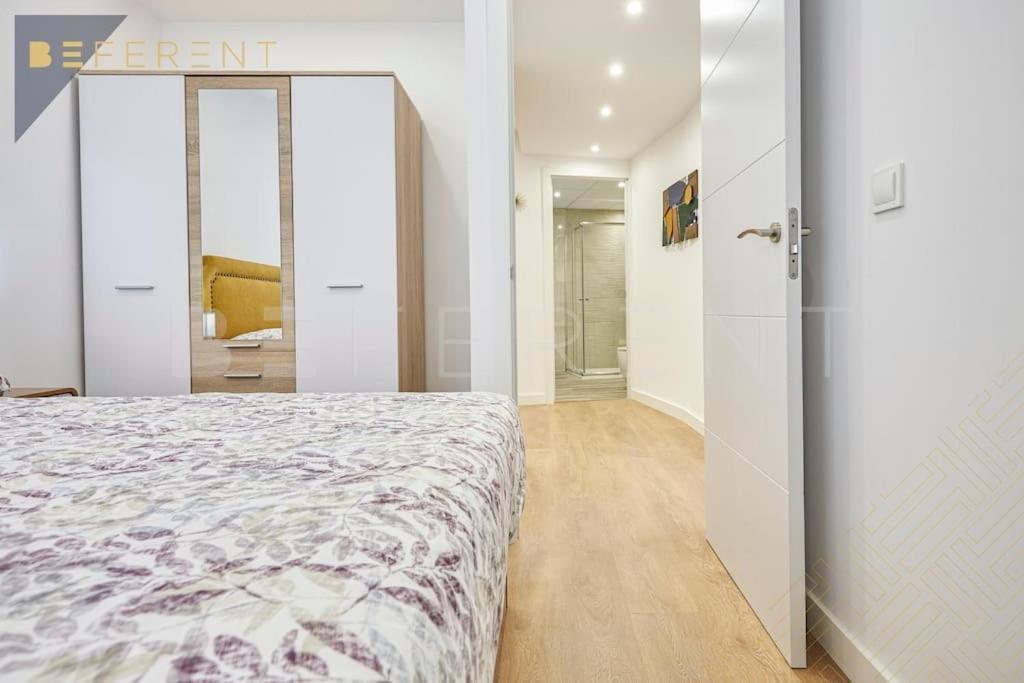 Beferent Plaza San Cristobal Apartment Alicante Bagian luar foto
