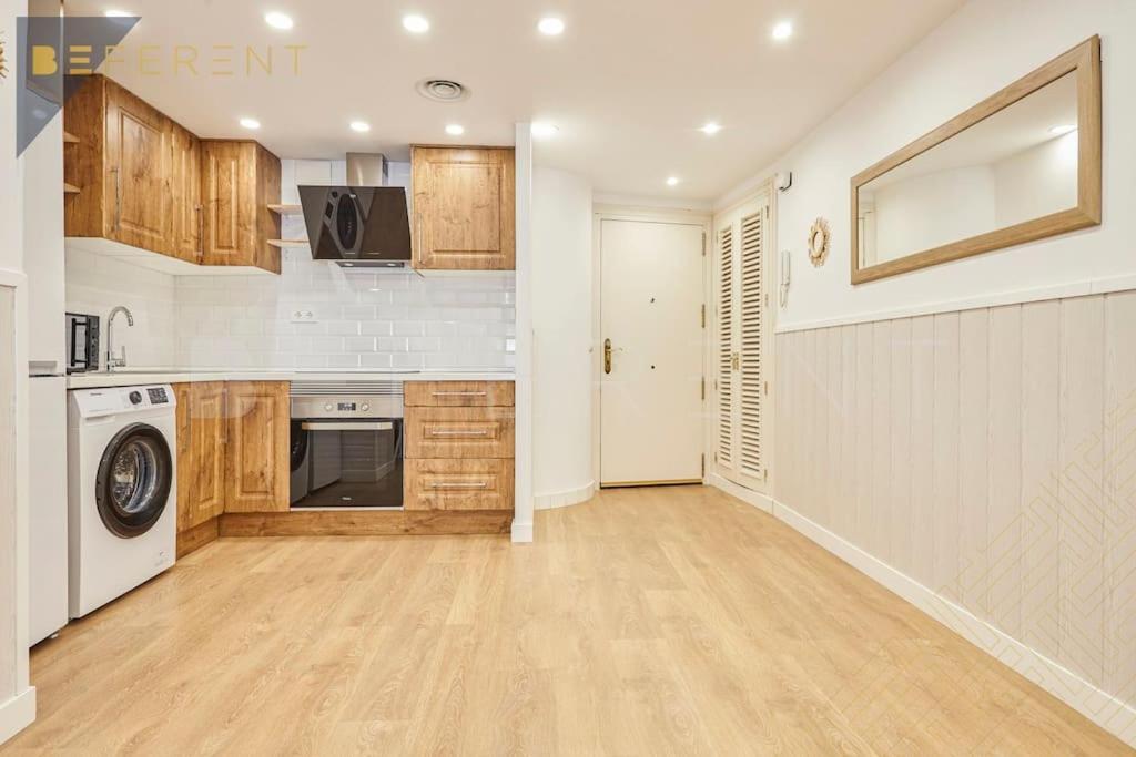 Beferent Plaza San Cristobal Apartment Alicante Bagian luar foto