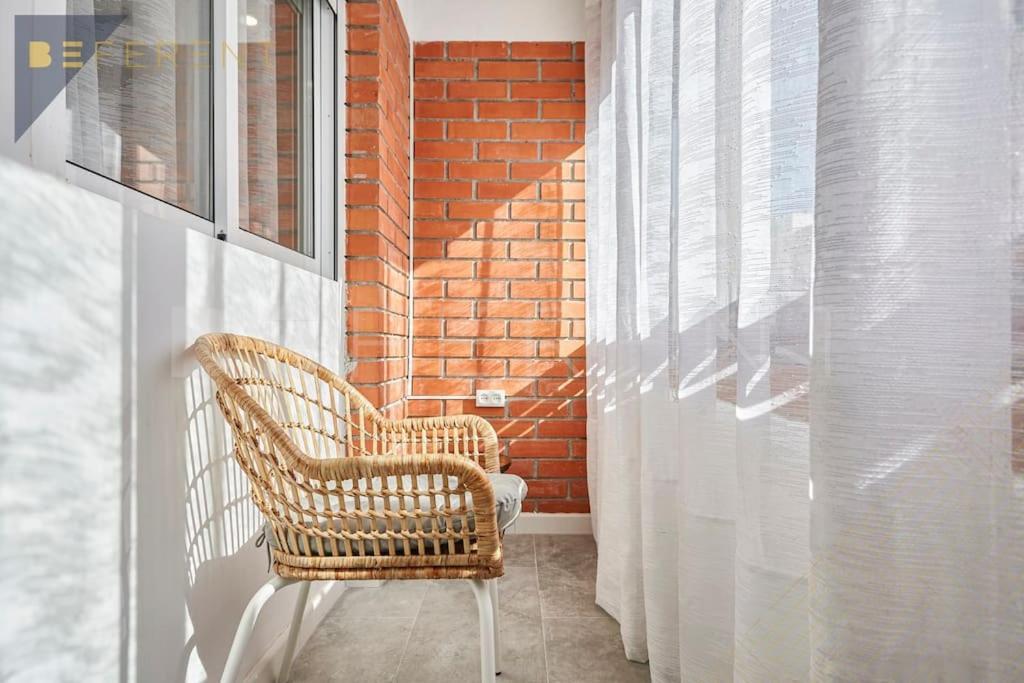Beferent Plaza San Cristobal Apartment Alicante Bagian luar foto